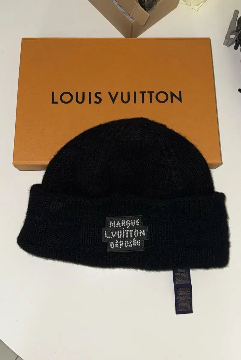 Louis Vuitton パール ビーニー
