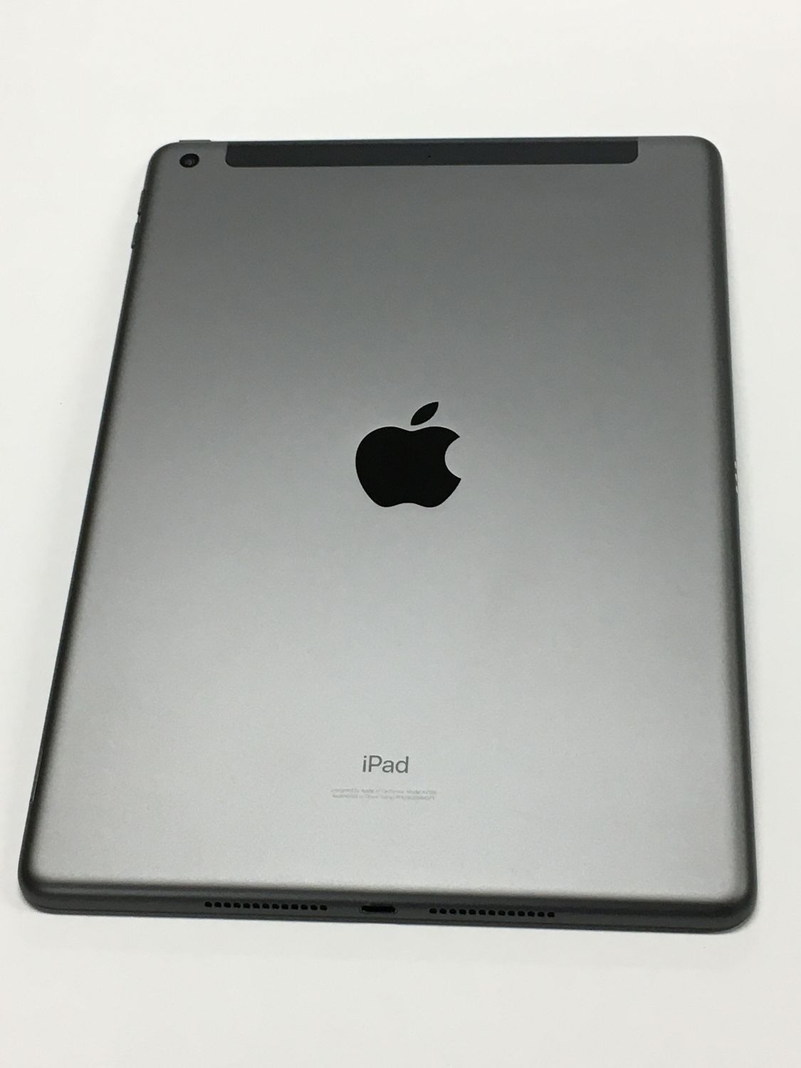 美品iPad第7世代 32GB スペースグレイ バッテリー100% SIMフリー