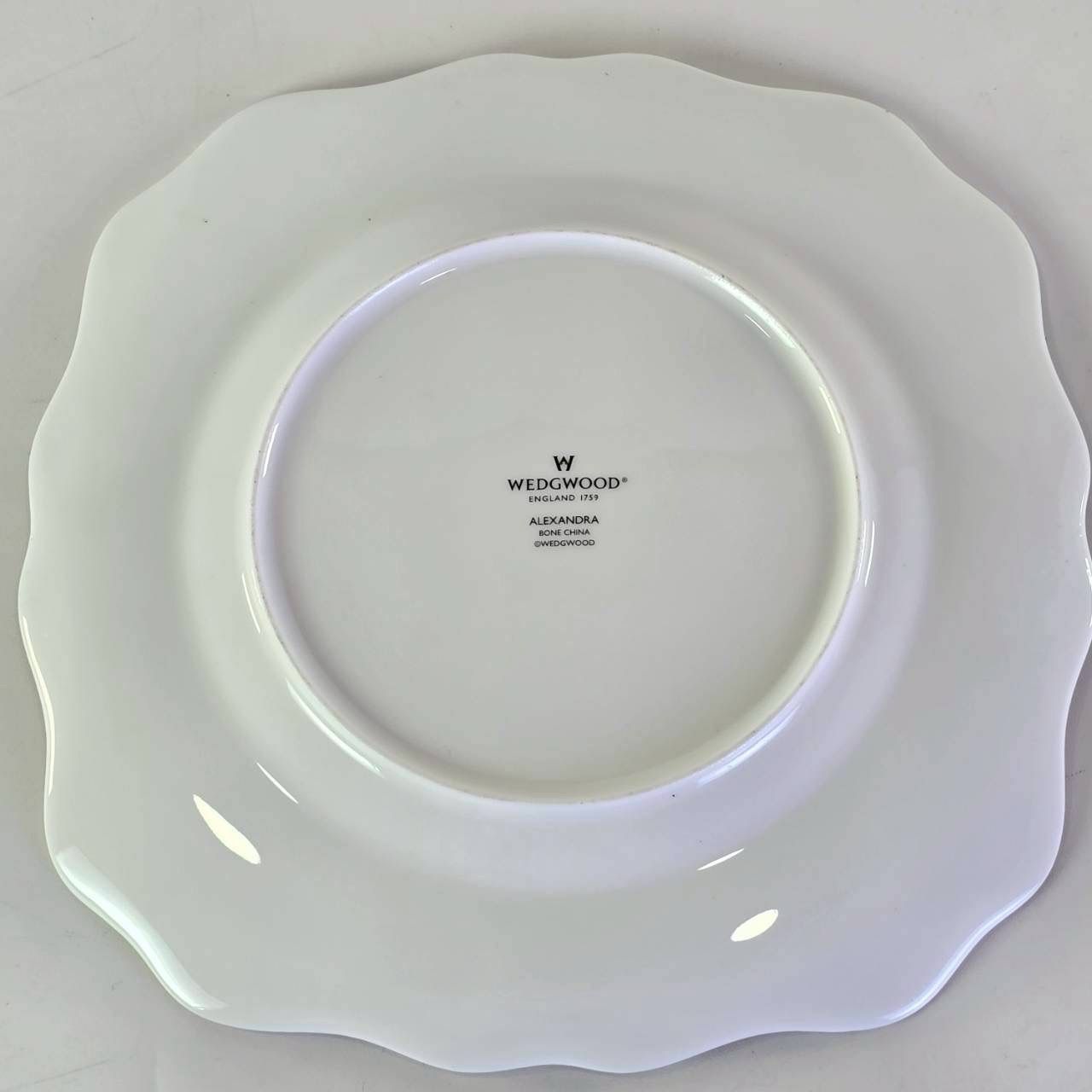 Wedgwood ウェッジウッド アレクサンドラ プレート 21cm 1枚 - メルカリ