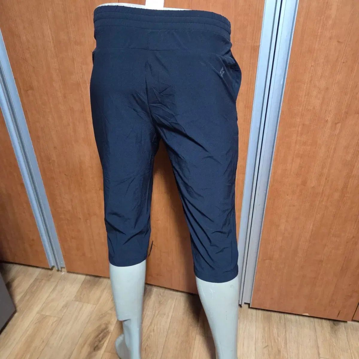 NEPA ISENBERG ネバ レディース 밴딩 イジェンバーグ レディース ストレッチ ハーフパンツ M 28-30 程度