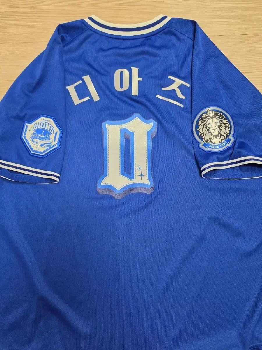 ディアズ最多観衆Tシャツ 110 新品