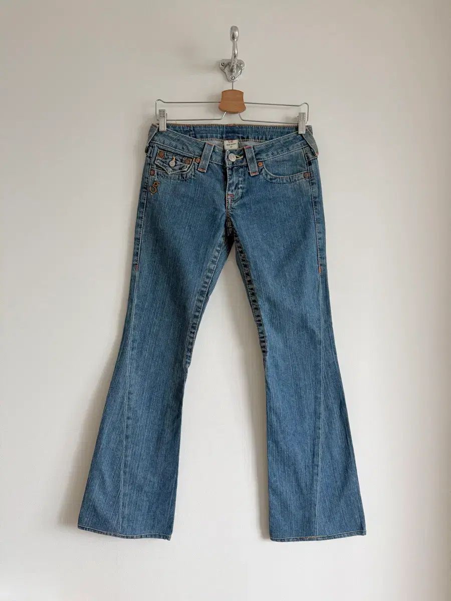 アメリカ製トゥルーレリジョン(TRUE RELIGION) デニム パンツ ブーツカット (U S A)