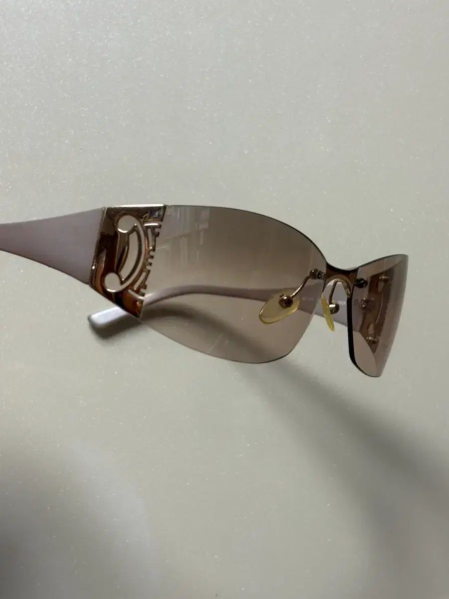 正規品/使用感少なめ Celine セリーヌ サングラス ブラウン フチなし メガネ ブランド レディース