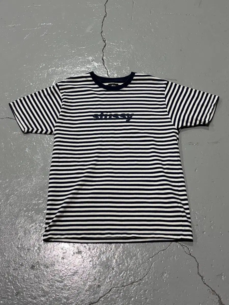 STUSSY ステューシー ネイビー 白 ストライプ 半袖