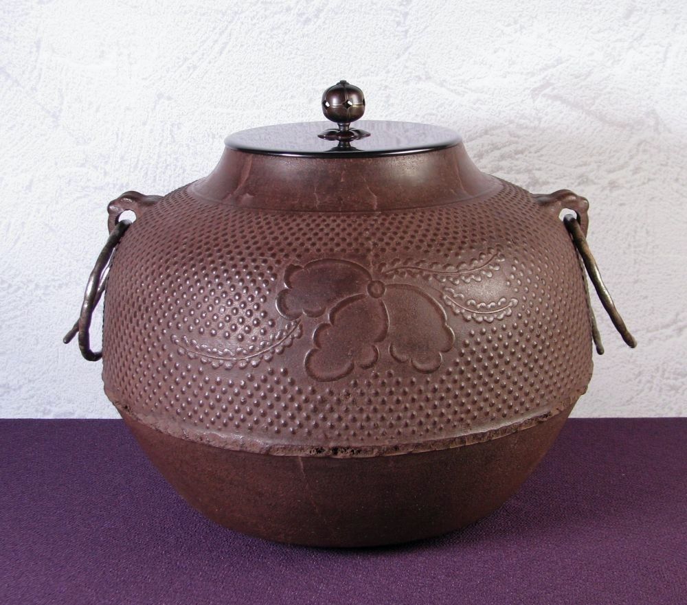 時代 天猫作 霰繰口釜 大西清右衛門極箱 幅：26cm 茶道具/26e035