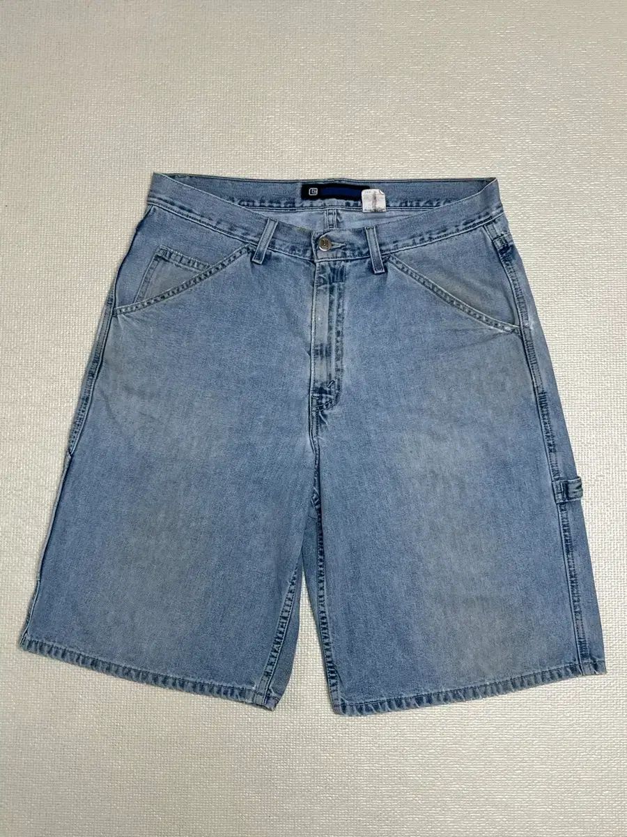 リーバイス L2 デニムパンダ ショーツ 32サイズ