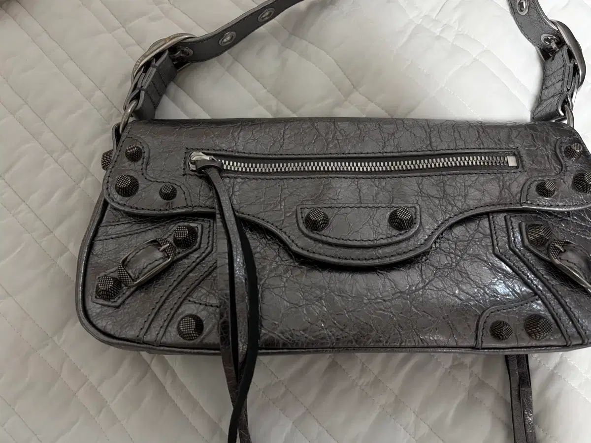 バレンシアガ ルカゴール スリングバック シルバー s