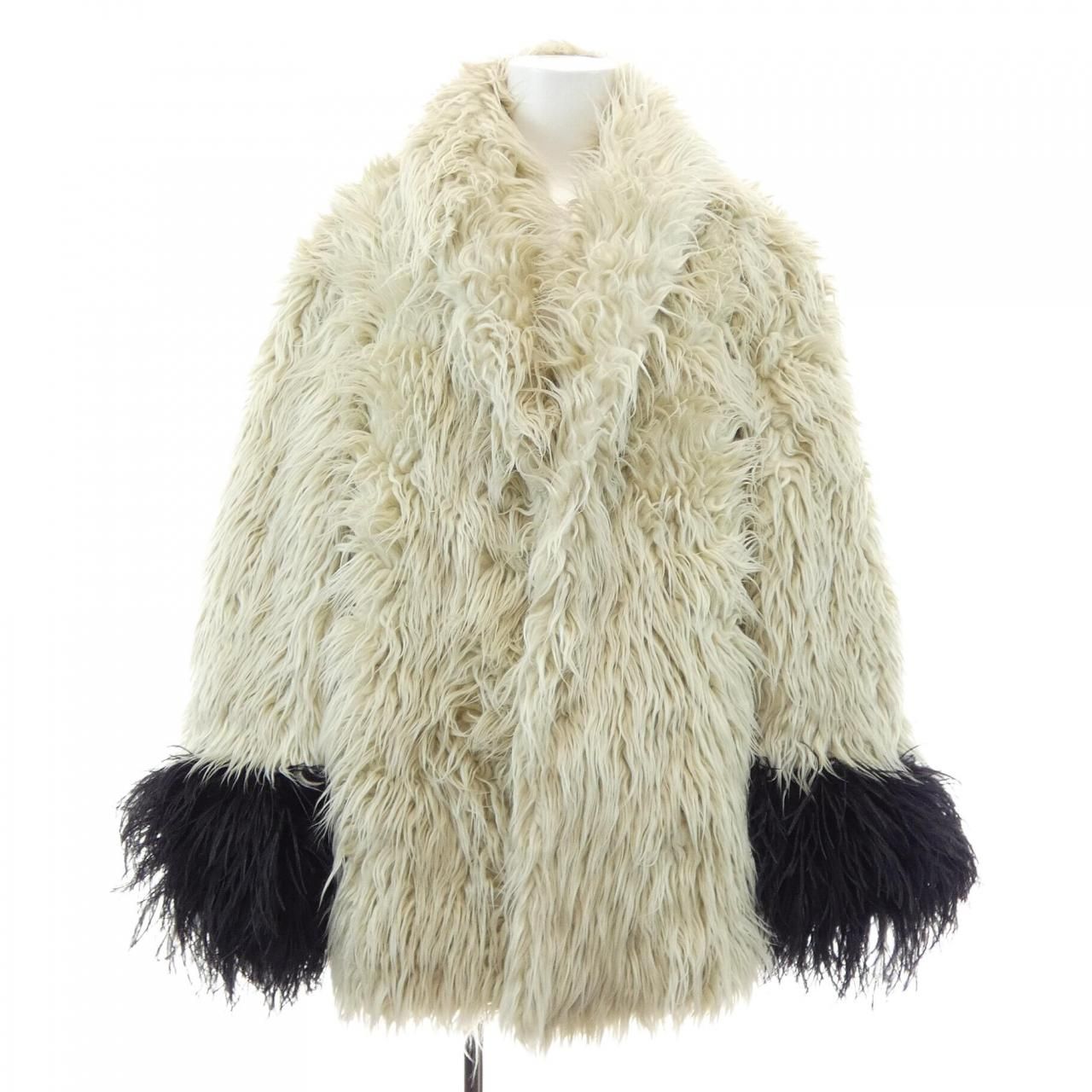 グッチ GUCCI 673824 XEADH コート 54,360円