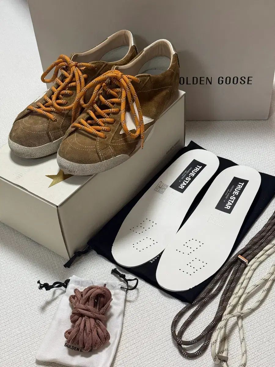GOLDEN GOOSE ゴールデングース トゥルースター タバコ 43サイズ 1回着用 ほぼ新品 百貨店購入 フルセット