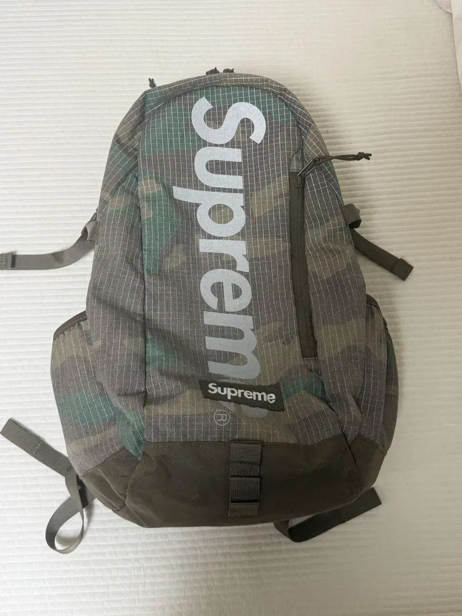 Supreme 24ss カモ バックパック 34,685円