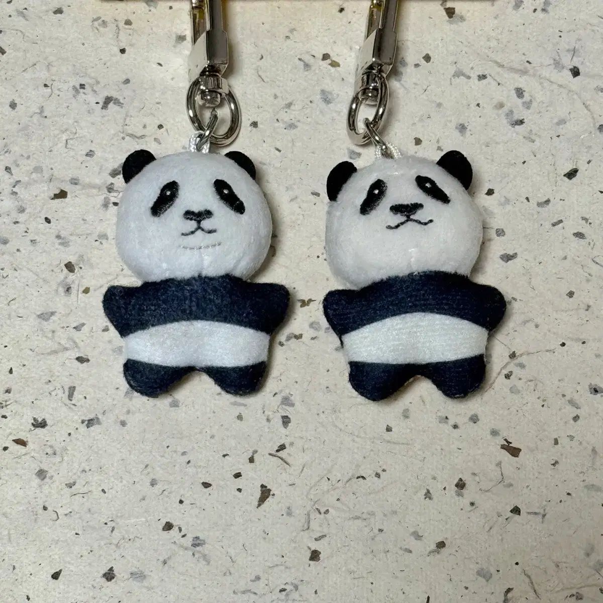 新品 バオFAMILY ルイ WHO ぬいぐるみキーホルダー - メルカリ