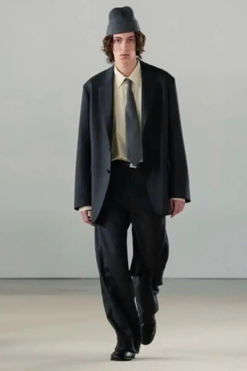 5 オーラリー 24fw メルトン ウール チャコール セットアップ