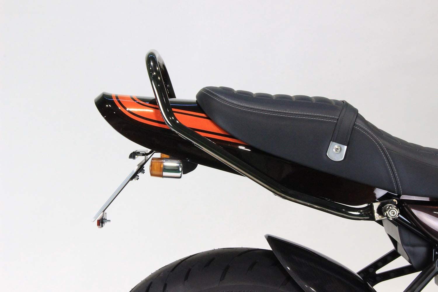 新品 ポッシュフェイス(POSH FAITH) バイク用品 Z2スタイル タンデムグリップ Z900RS/CAFE(18-26年) ブラッククローム 132070-66 新品 ポッシュフェイス(POSH FAITH) バイク用品 Z2スタイル タンデムグリップ Z900RS/CAFE(18-26年) ブラッククローム 132070-66