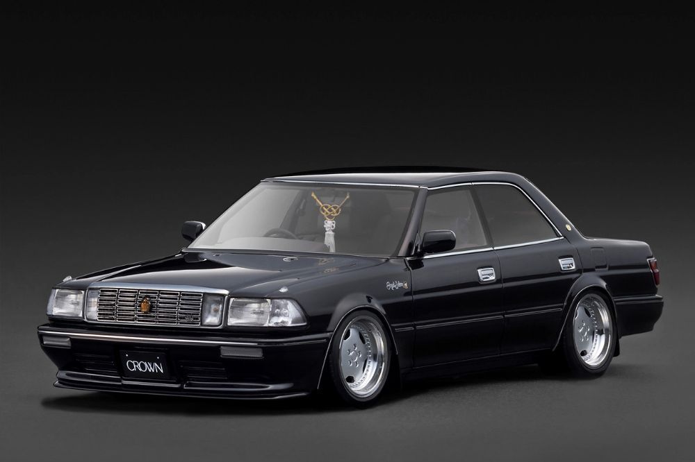 TOYOTA CROWN Royal Saloon G (130) Black (1/18 Scale)