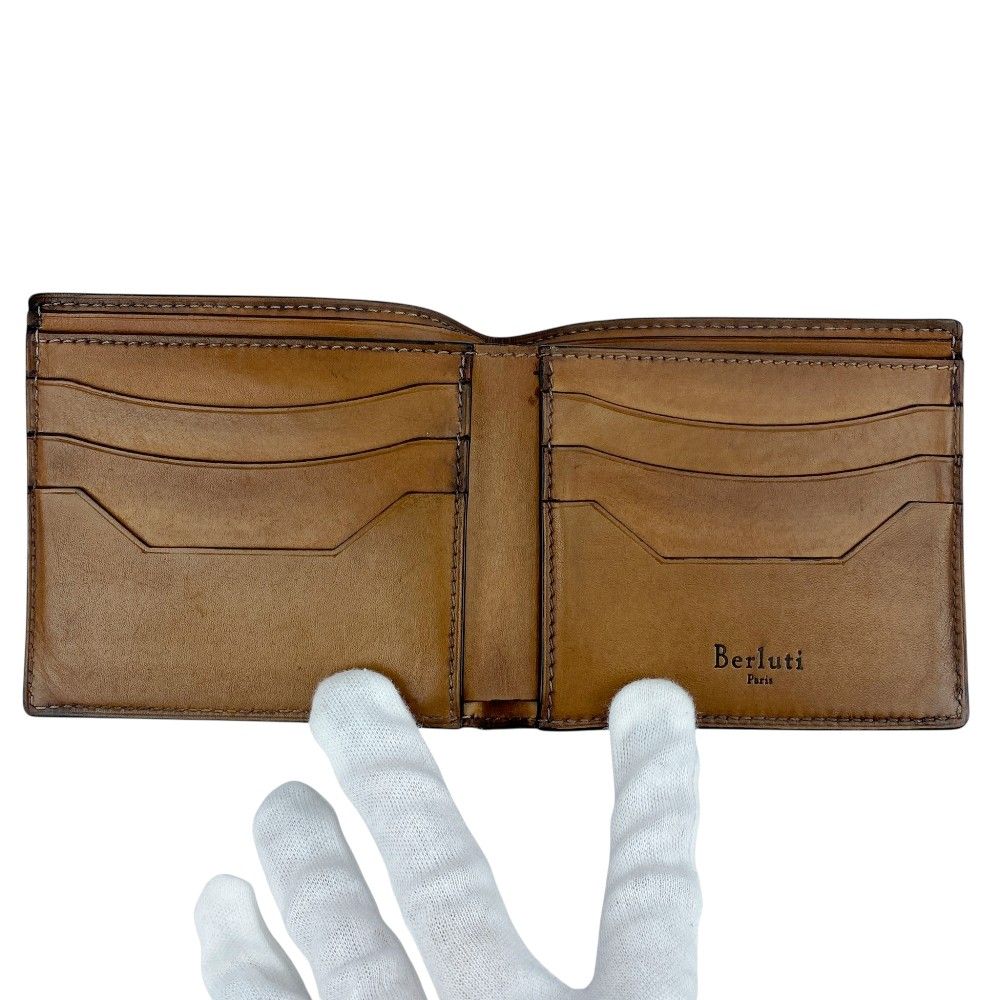 【希少】ベルルッティ　二つ折り　お札入れ　マコレ　カリグラフィ　ブラウン ベルルッティ □中古□ カルグラフィ マコレ 二つ折り 財布 コンパクト