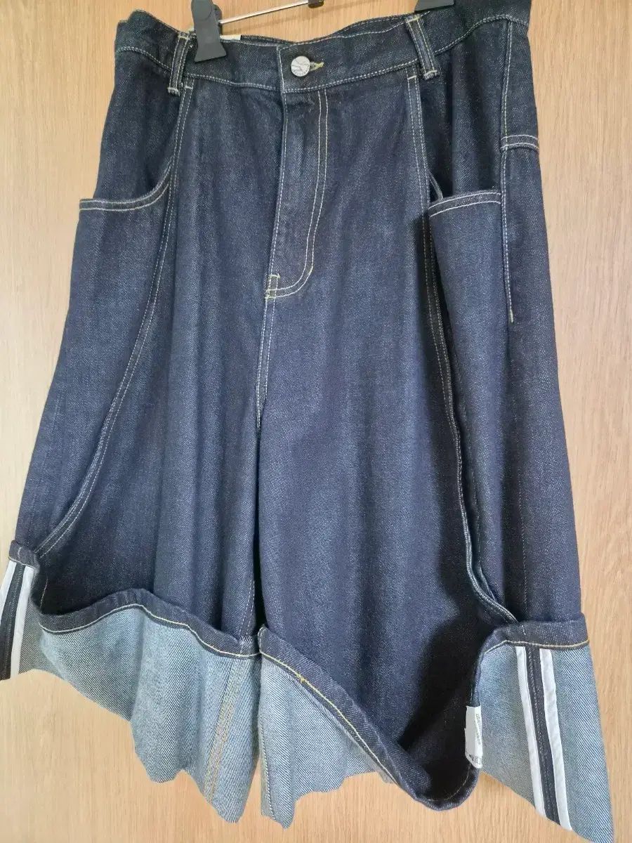 ADER ERROR アーダーエラー ヘンリック M サイズ