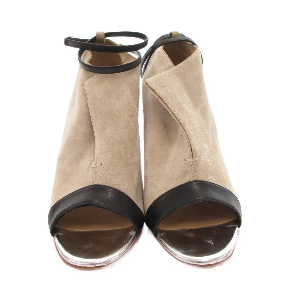 クリスチャンルブタン Christian louboutin パンプス オープントゥ 