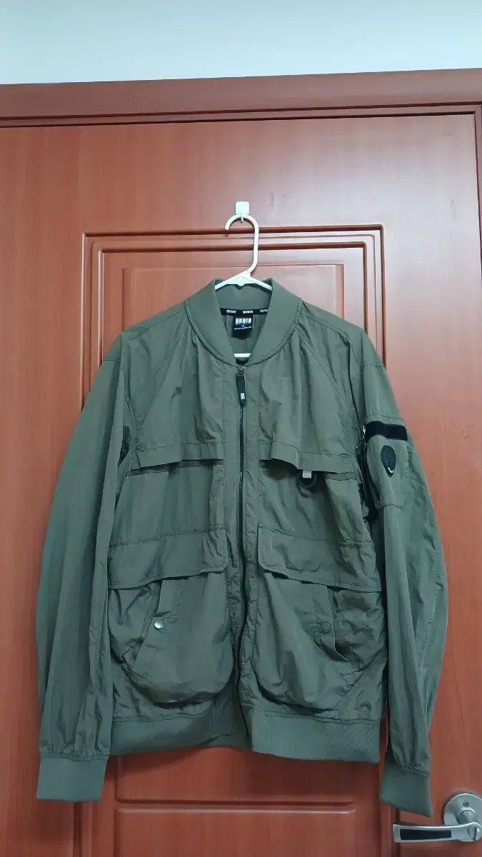 SPRIS カーキ色 ブルゾン ジャケット