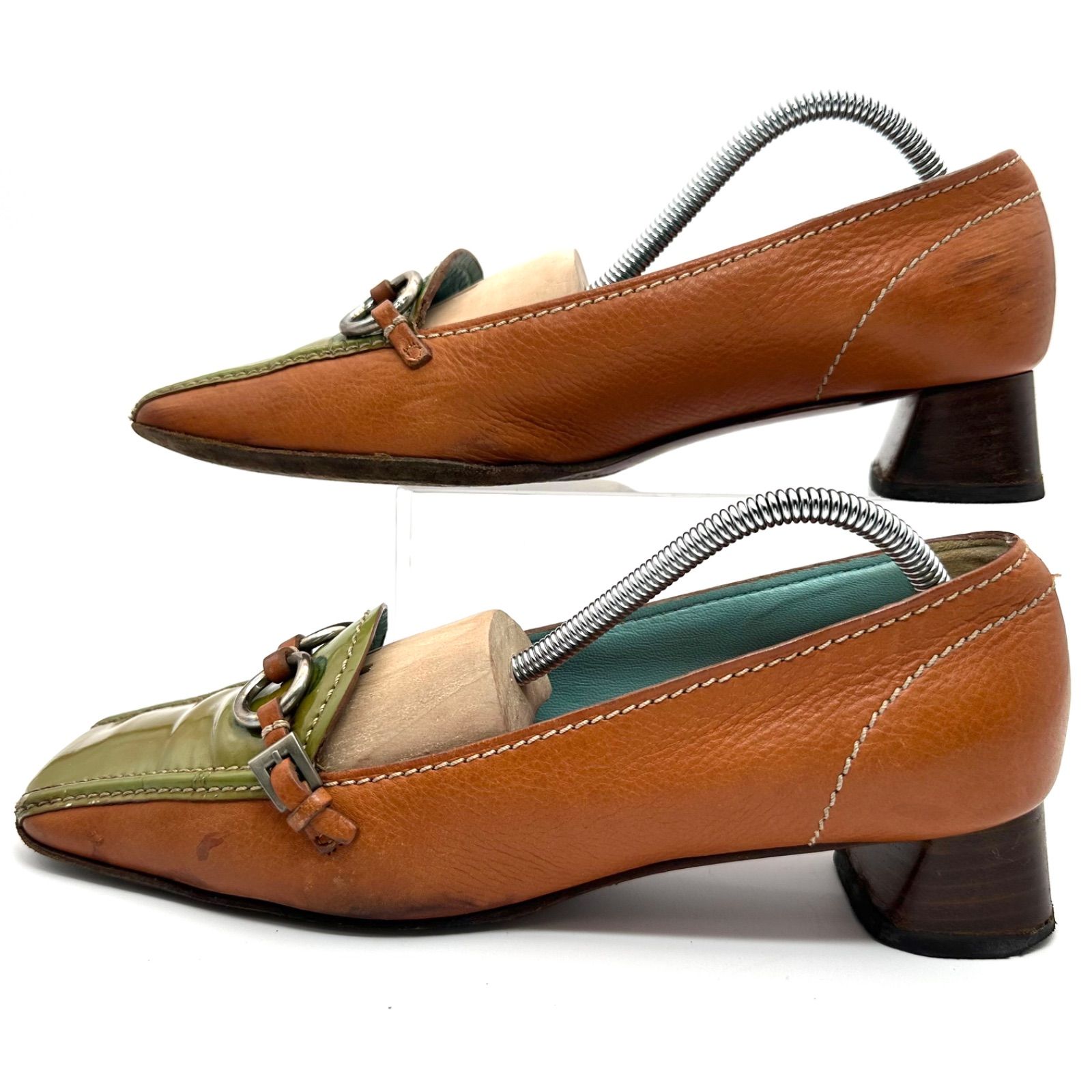 B5442】 PRADA プラダ ローファー パンプス レザー エナメル スクエア