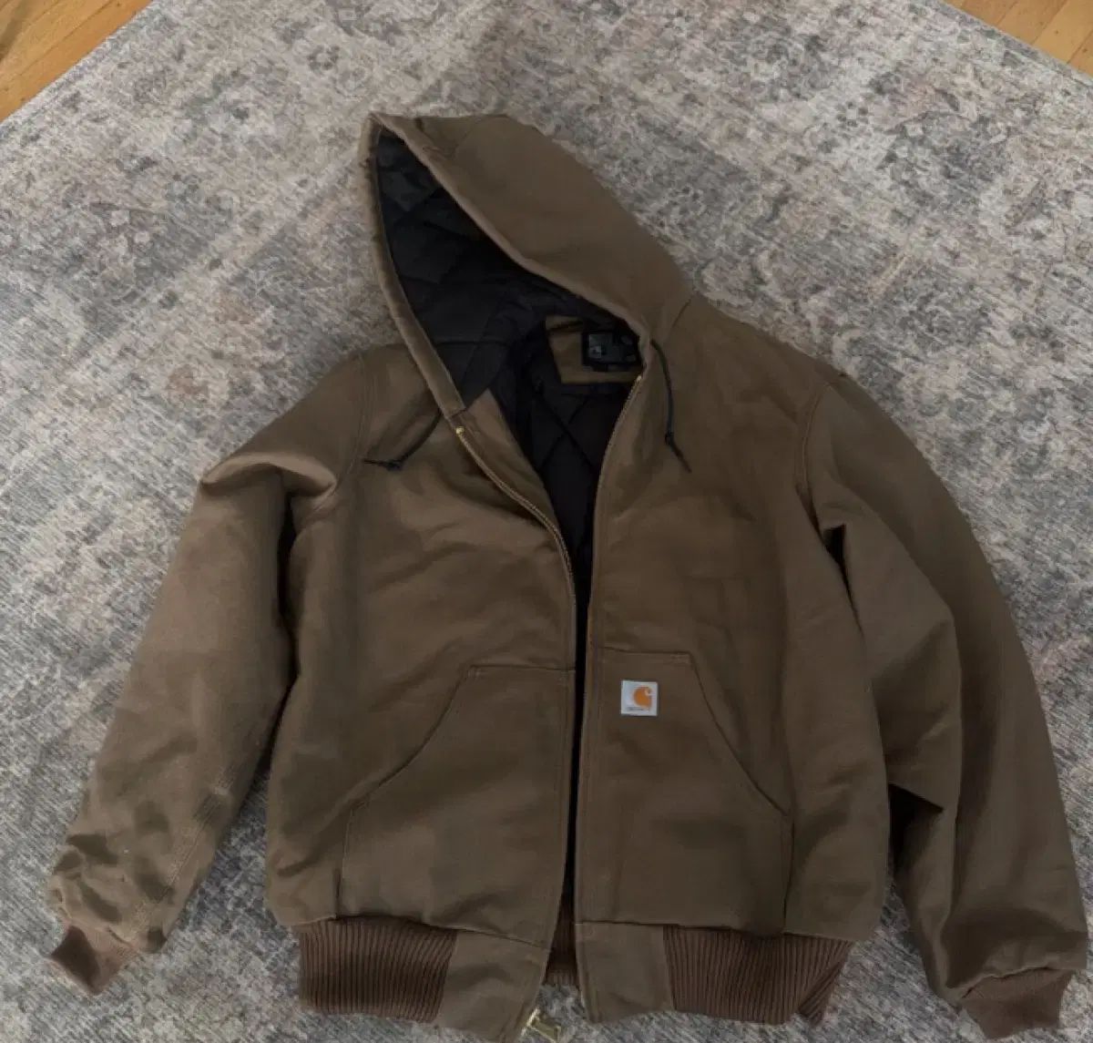 大得価，高品質 Carhartt カーハート j140 コーヒー色 WHO フード 