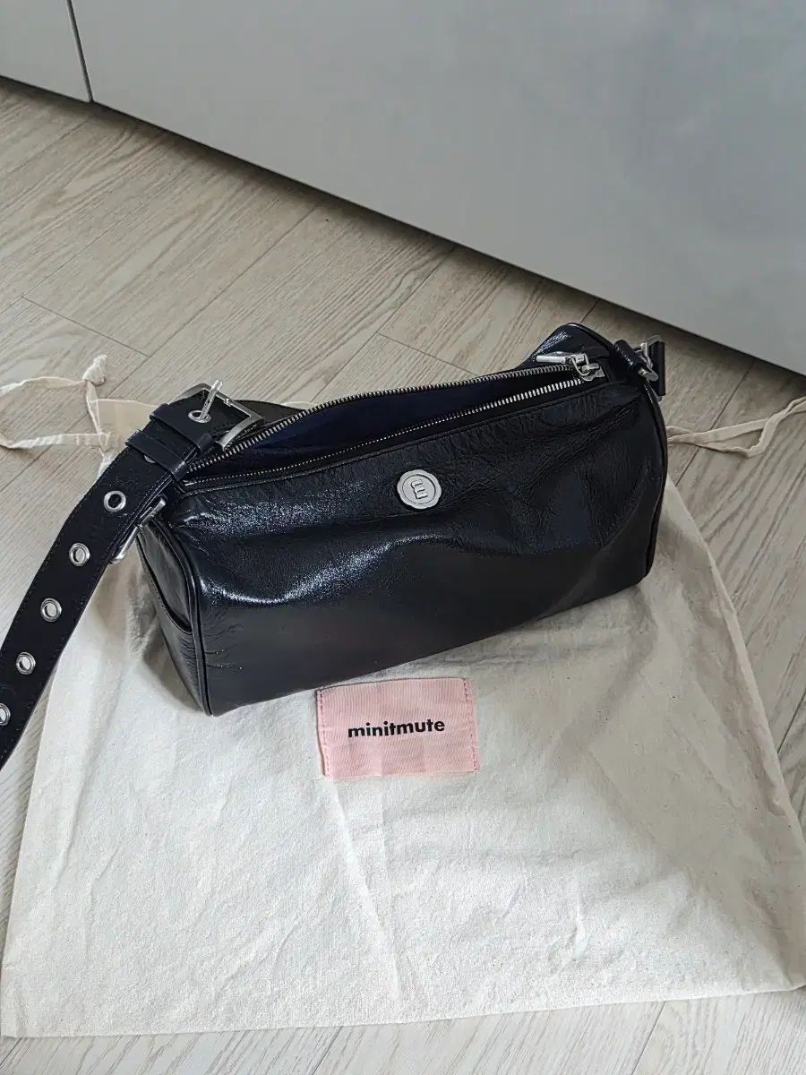 MINITMUTE ミニミュート 旧 brettbag ブラック