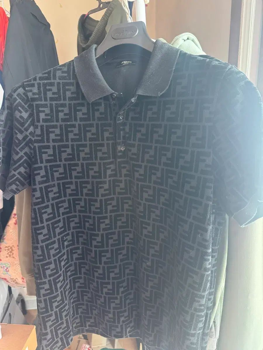FENDI フェンディ ツアーベルベット 半袖 カラーTシャツ M