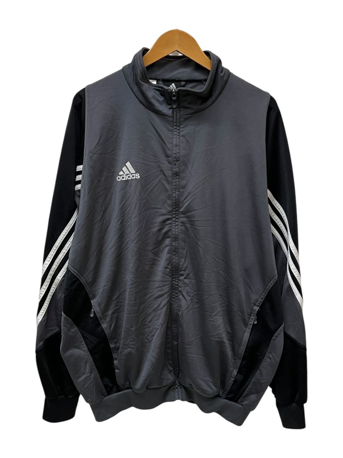 アディダスオリジナル　トラックジャケット２着まとめ売り adidas (アディダス) トラックジャケット フルジップアップ APU002 2X0