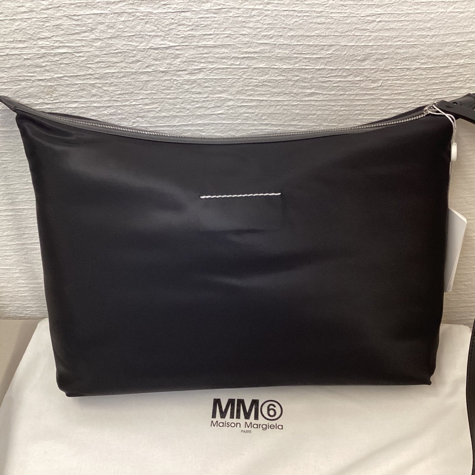 MM6 エムエムシックス ニューメリック クロスボディバッグ ブラック