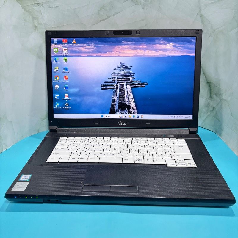 6世代Core i5【オフィス付】メモリ8GB☆爆速SSD搭載☆動作良好◎富士通