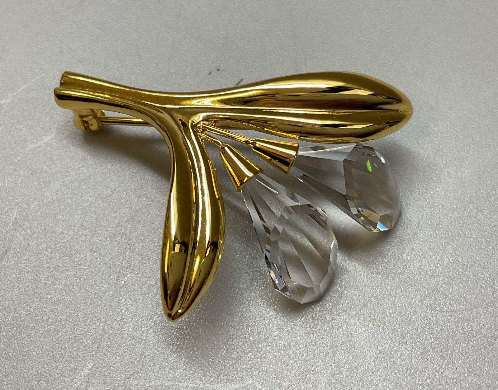 SN1533 SWAROVSKI スワロフスキー ブローチ ピンブローチ クリア