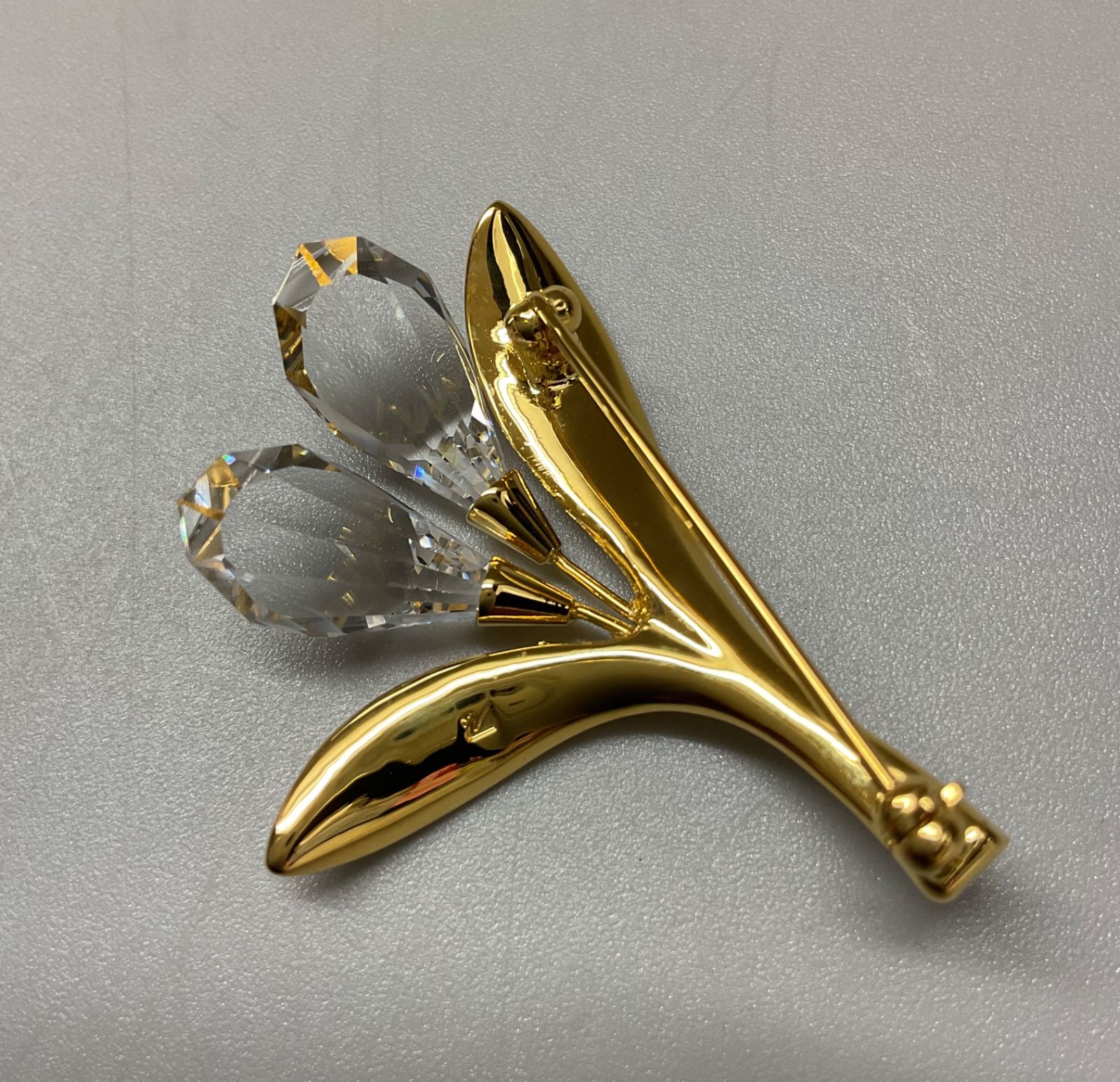 SN1533 SWAROVSKI スワロフスキー ブローチ ピンブローチ クリア