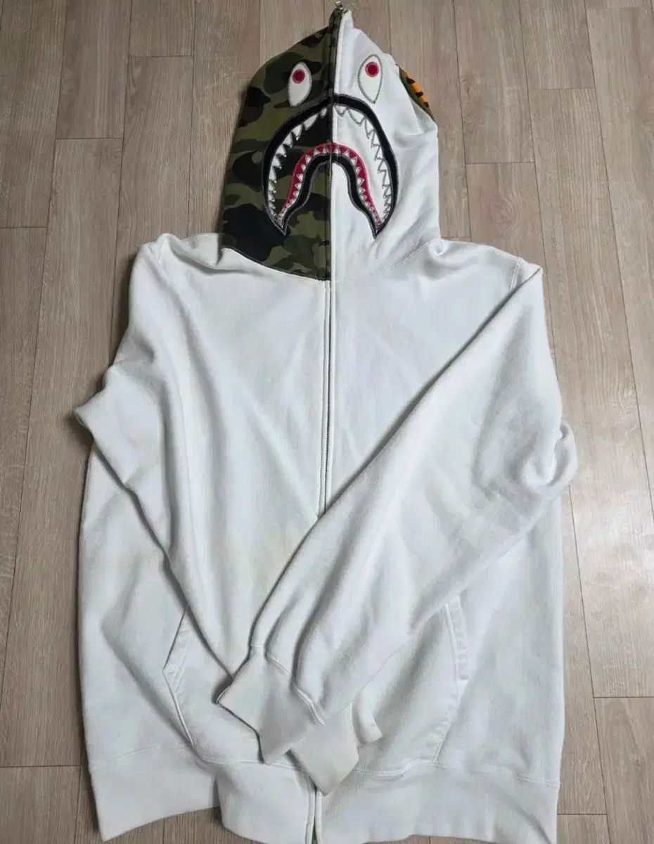 正規品 A BATHING APE シャークフーデッド 白 カモフラ 半々 フードジップアップ 2XL