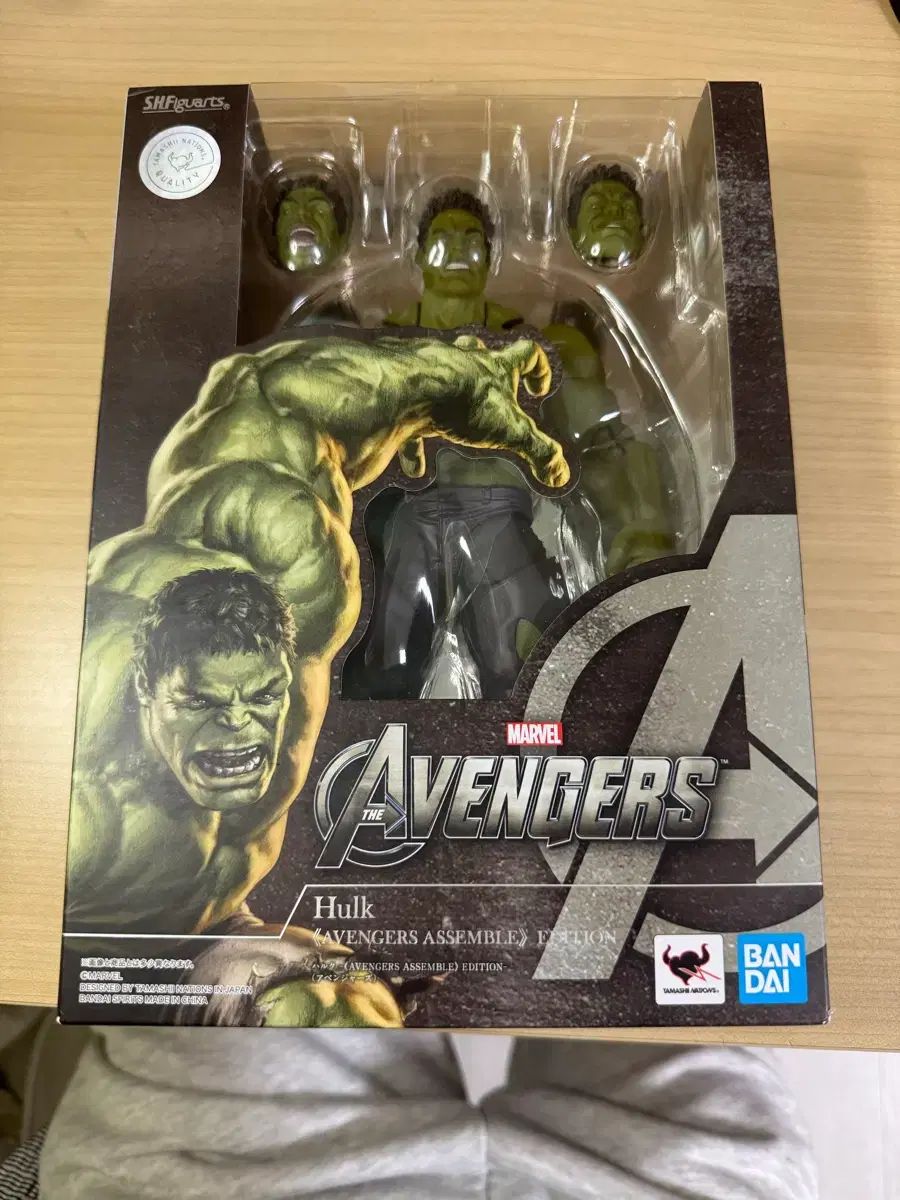 BANDAI キャプテン コレクション フィギュア THOR HULK (未開封)