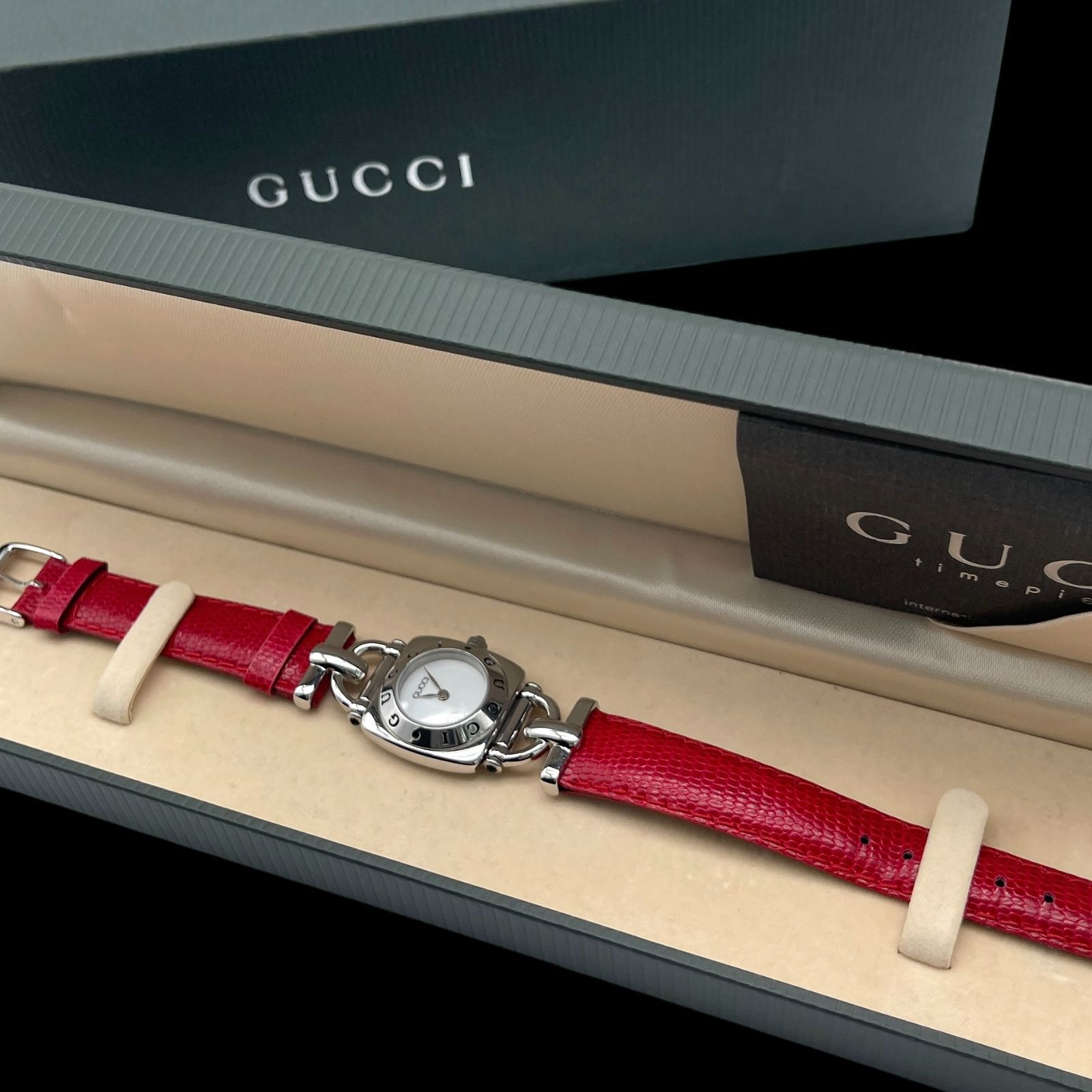 新品電池 稼働品 箱付き GUCCI グッチ レディース腕時計 6300L 2針