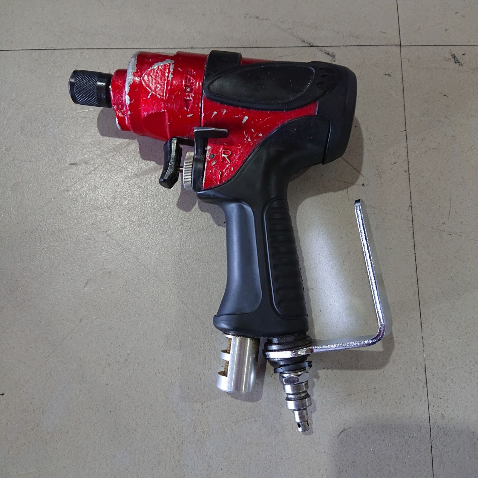 Makita 　マキタ　AD605H　エアインパクトドライバ