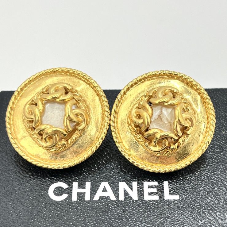 CHANEL（シャネル）ヴィンテージ チェーンモチーフ イヤリング 