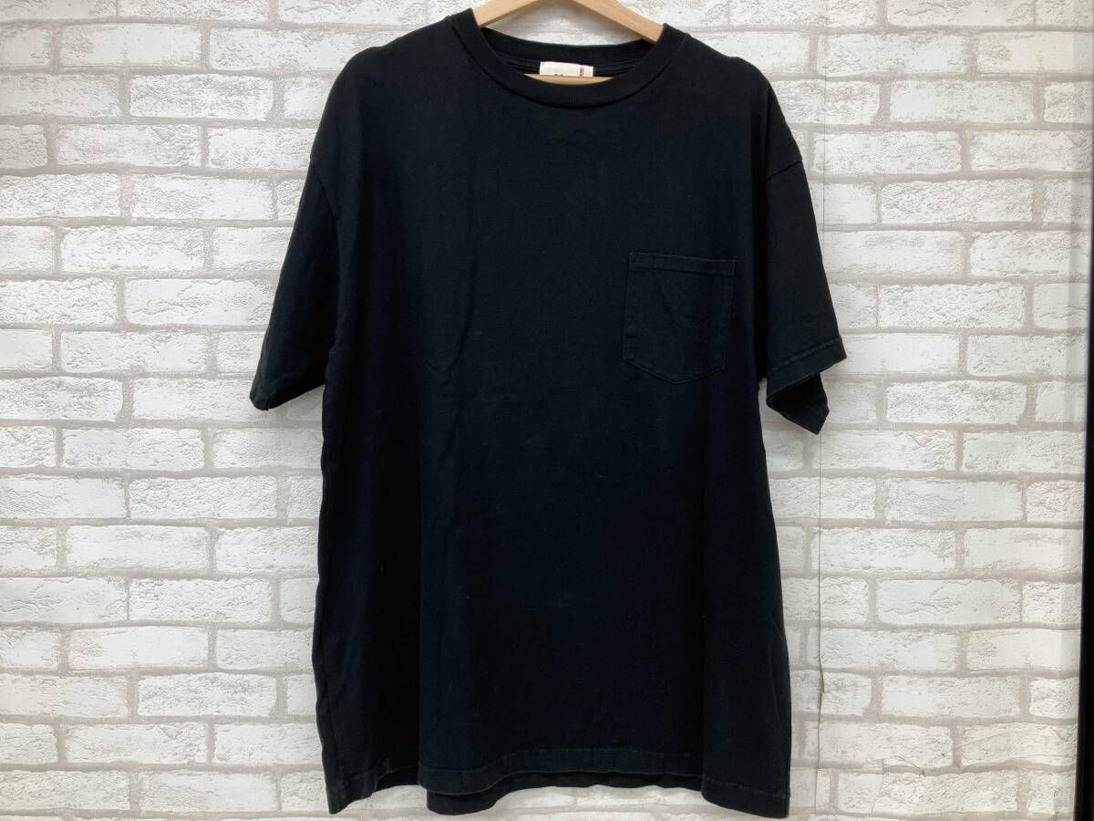 EMOTIONBLLY UNAVAILABLE PLAIN POCKET TEE EU-YS8-0000-064 エモーショナル アンアべイラブル 半袖Tシャツ メンズ ブラック シンプル