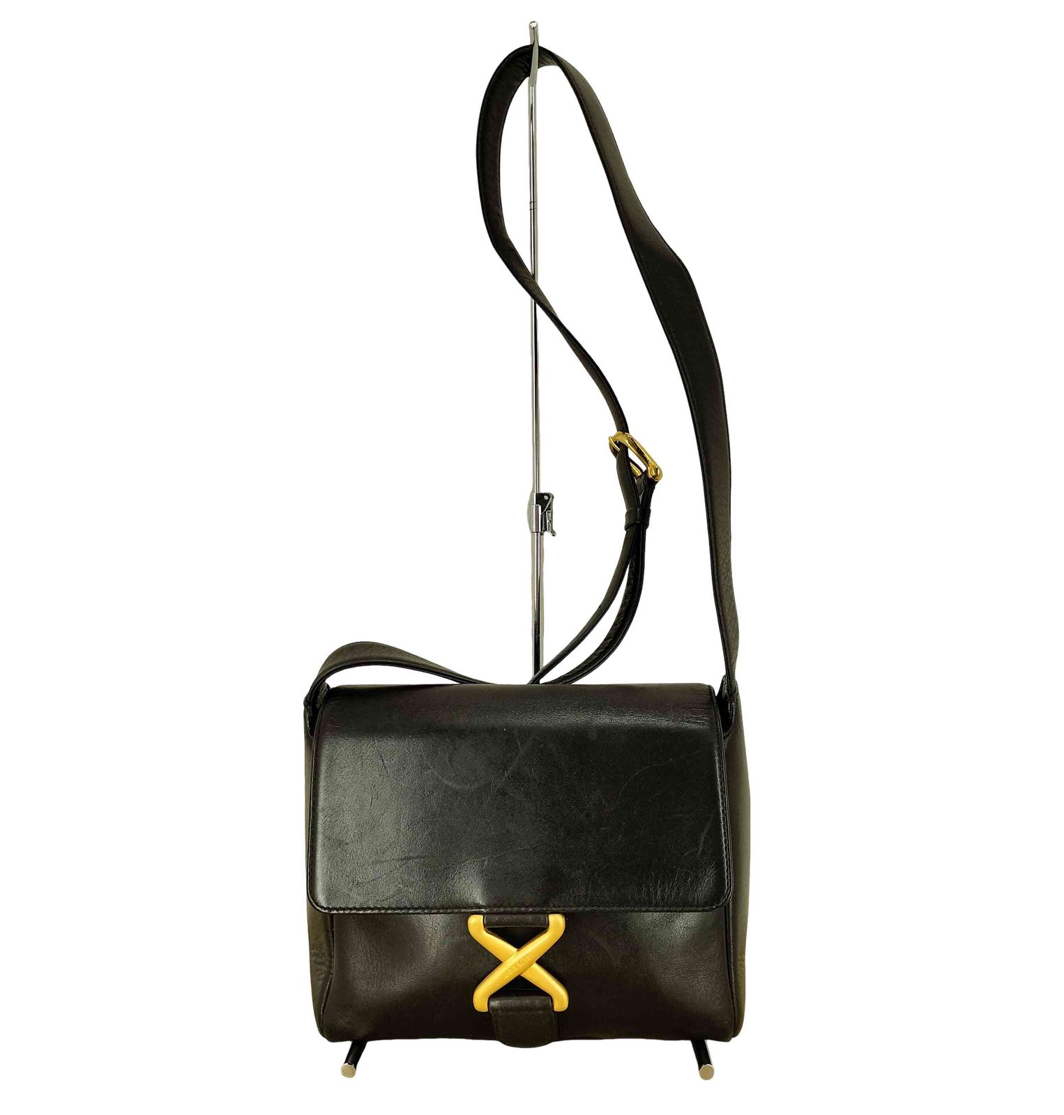 アンクライン ANNE KLEIN ロゴ刻印 レザーショルダーバッグ レディース 