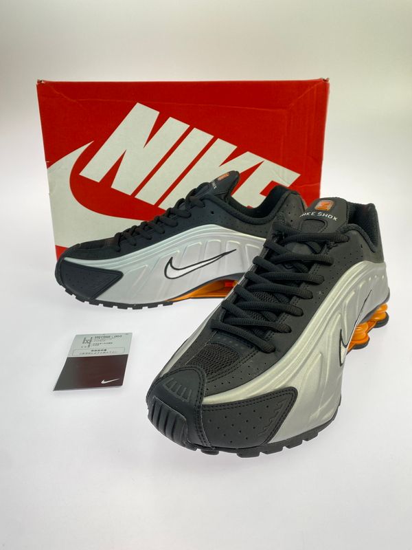 【中古品】 NIKE ナイキ SHOX R4 HQ1988-003 ショックス スニーカー メンズ シューズ 靴 【160-260524-em-03-min】