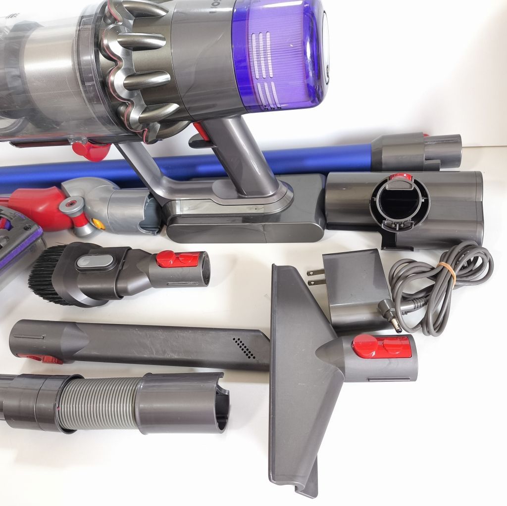 ち*び様 【美品】Dyson コードレスクリーナー V11 + sv15 Ecoモード64分 すぐ使える ダイソン 掃除機 V11 SV15 本体 サイクロン