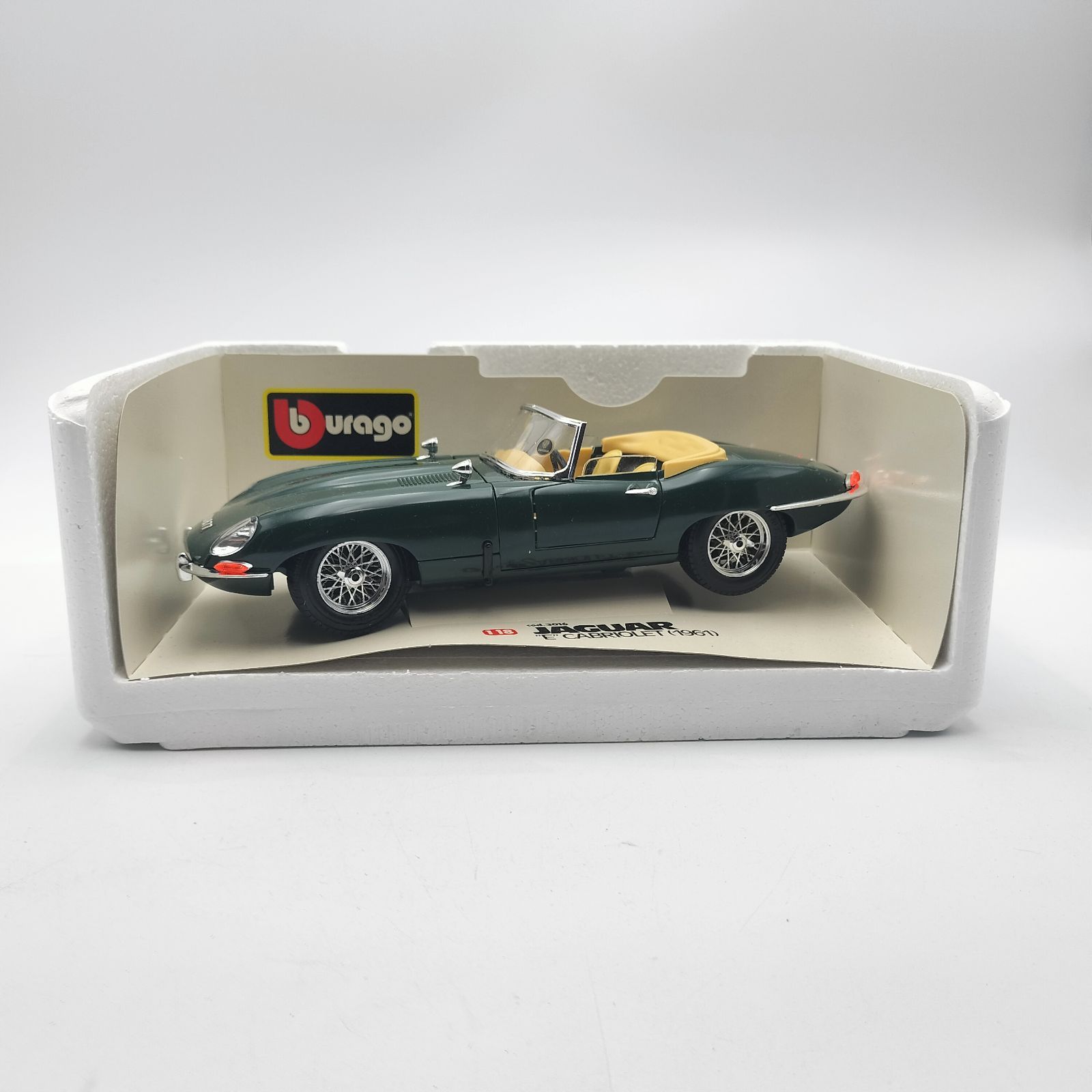 Bburago】ブラーゴ 1/18 ジャガー Eタイプ カブリオレ 1961 グリーン