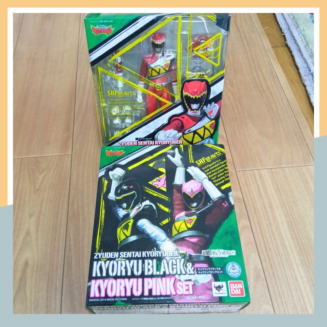 S.H.Figuarts　獣電戦隊キョウリュウジャー　フィギュア３体セット　レッド　ブラック　ピンク