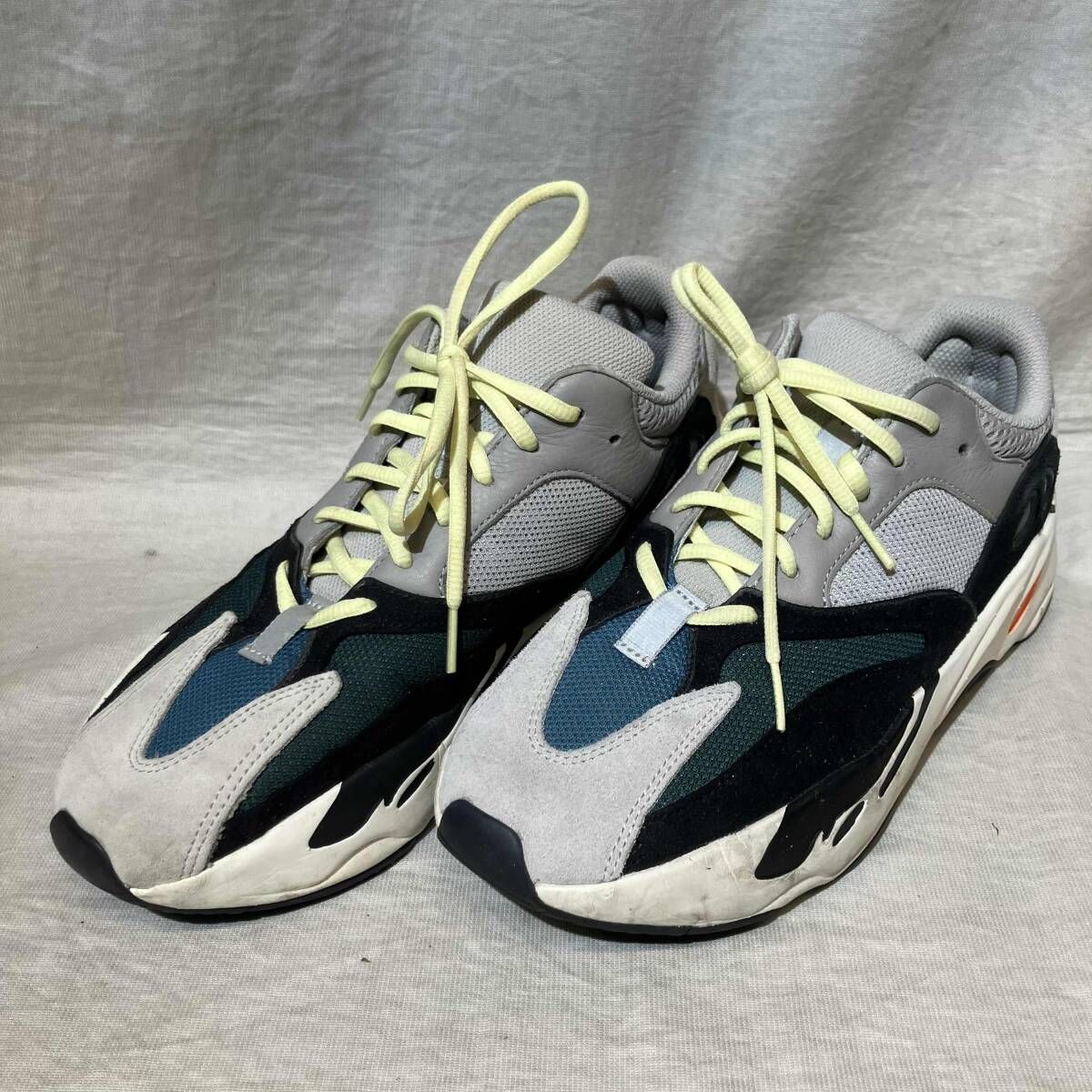 adidas/YEEZY BOOST 700 WAVE RUNNER/サイズ28/グレー/アディダス