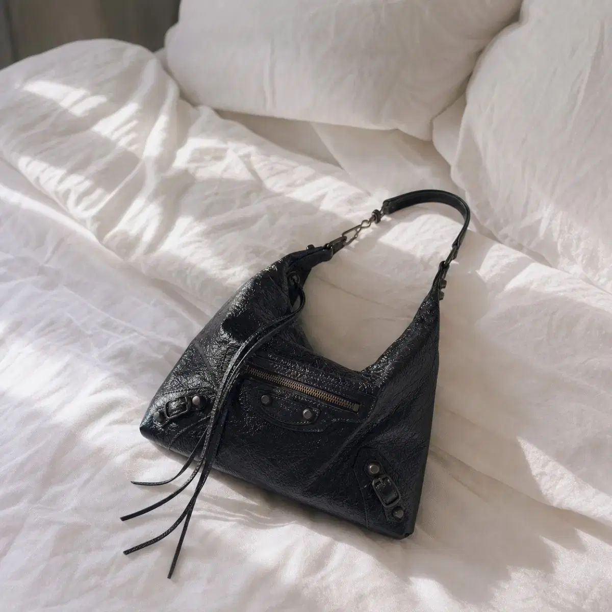 バレンシアガ ル シティ HOBO BAG スモール