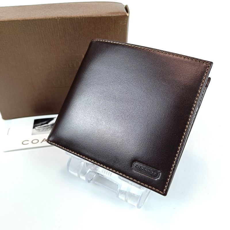未使用 COACH コーチ 二つ折り財布 レザー ダークブラウン 内側ヌメ革 メンズ シンプル 箱あり オールドコーチ 美品