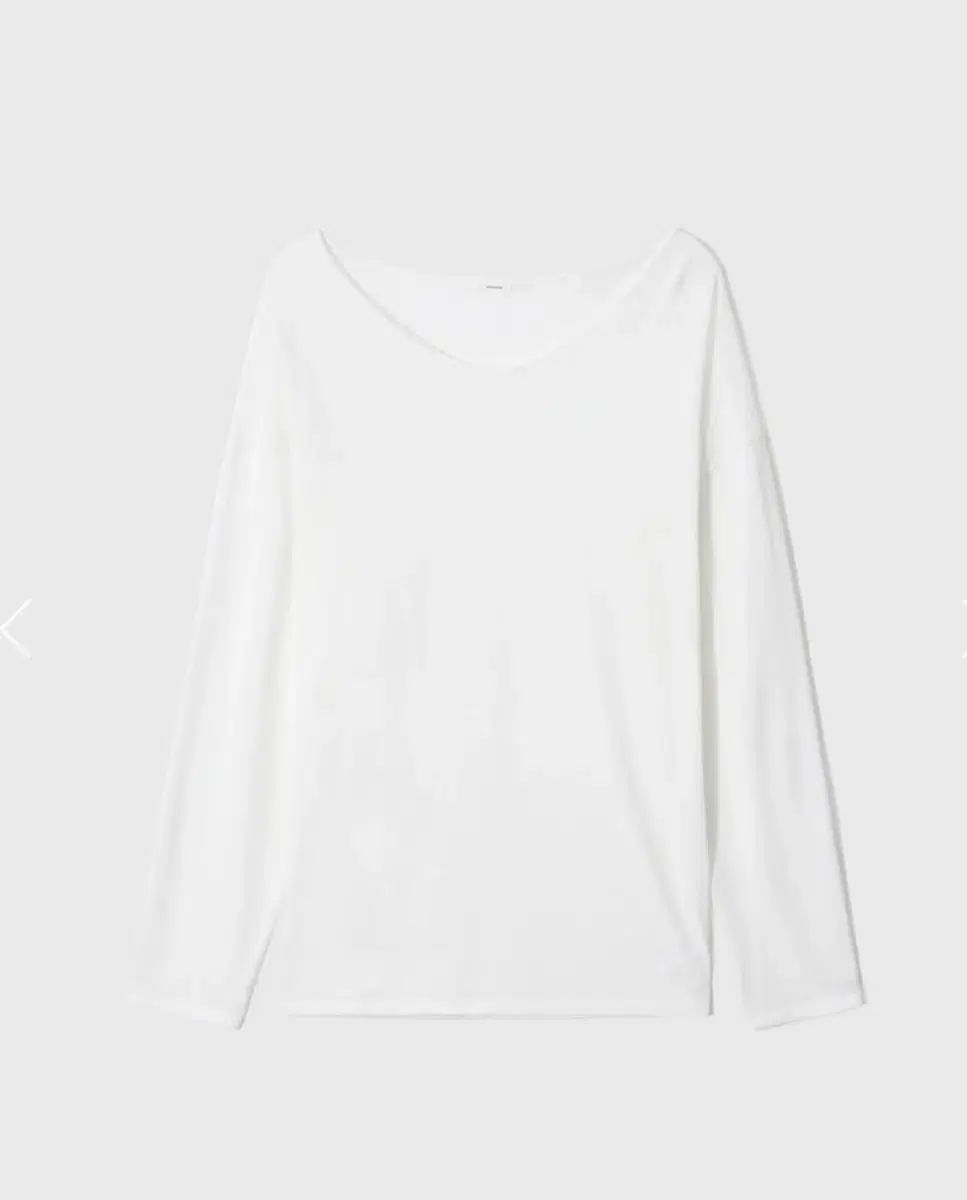ウール(モ)ノハ U-Neck Long Sleeve Knit (Ivory)