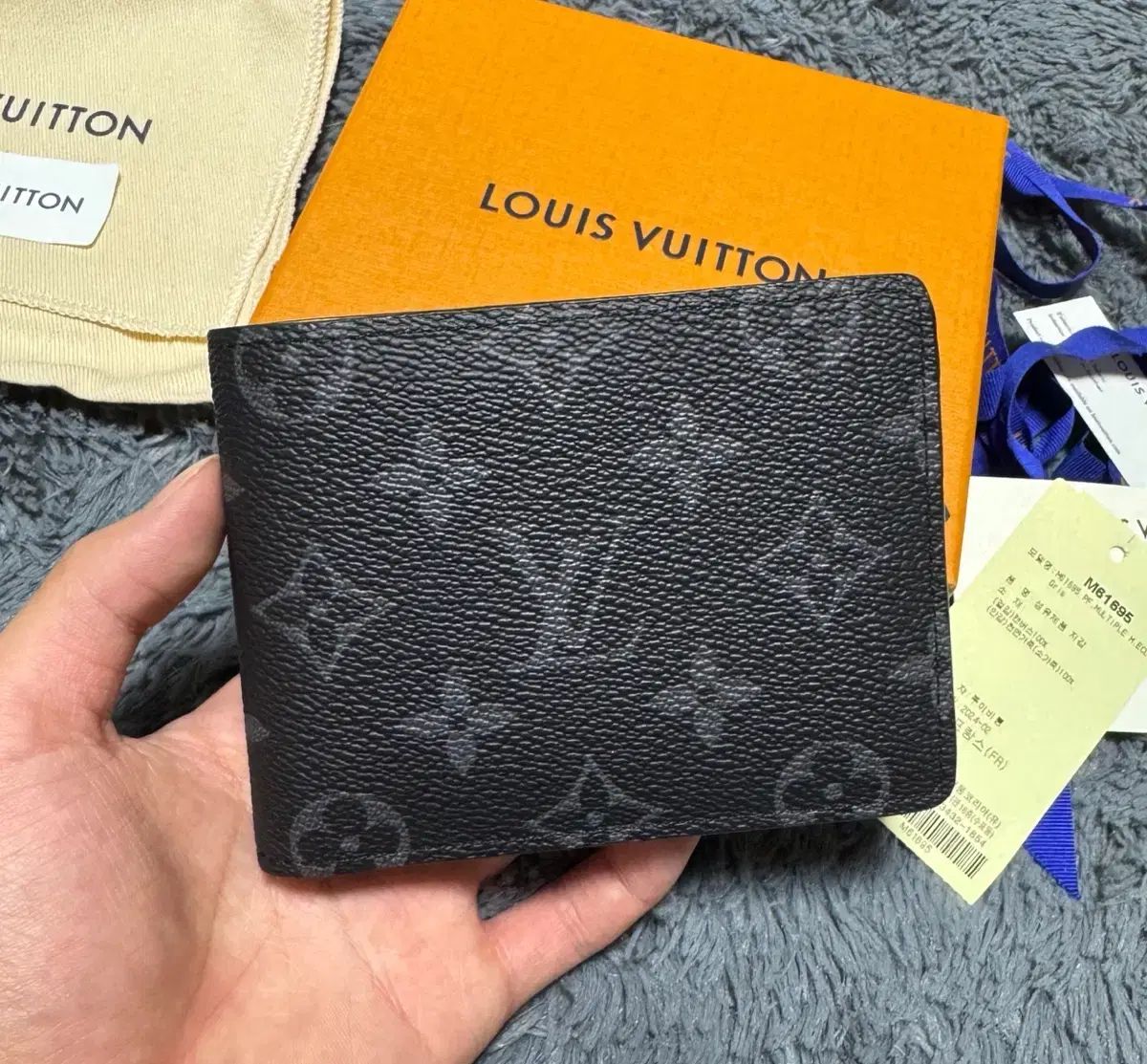 24年式/フルセット Louis Vuitton ルイヴィトン エクリプス 二つ折り 
