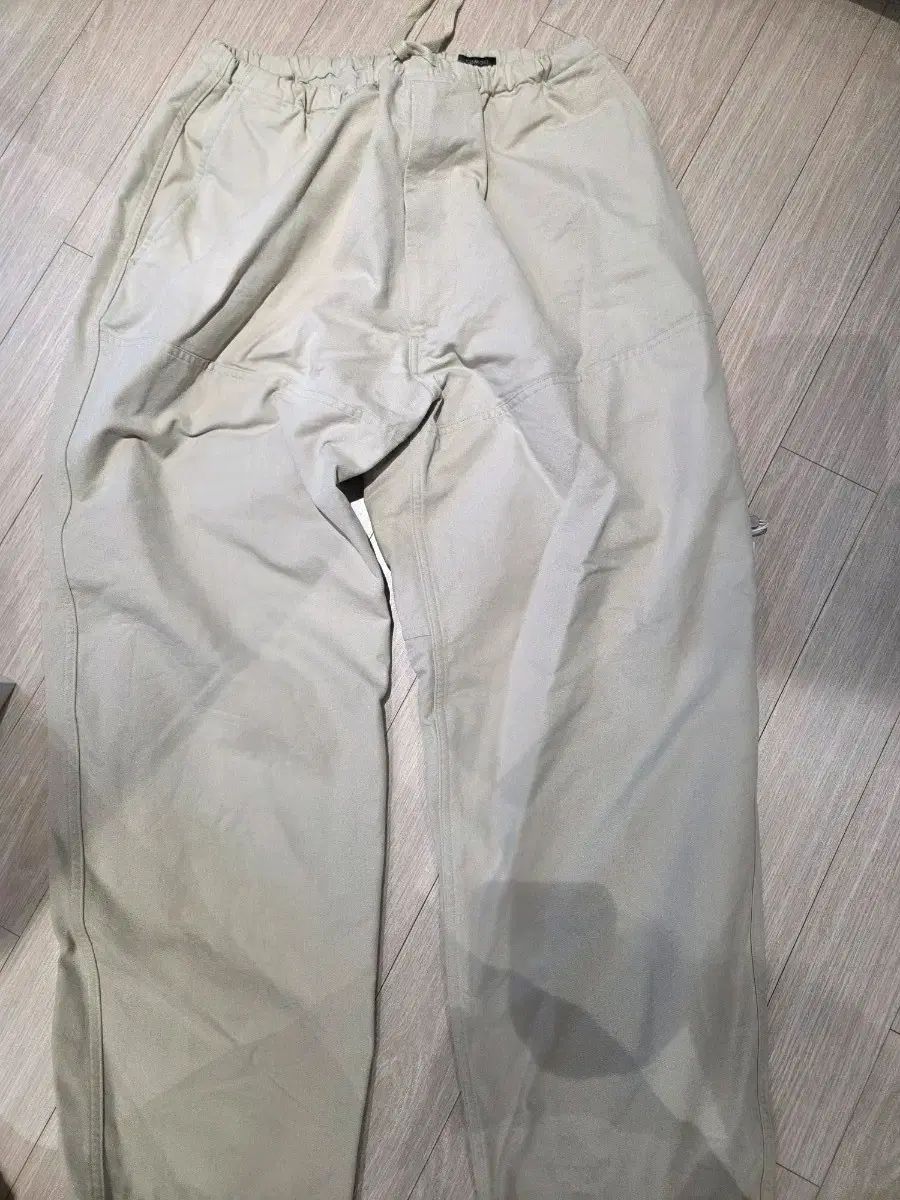 2 コモリ 26ss ポストウォーク ツイル ハンティングパンツ アイボリー