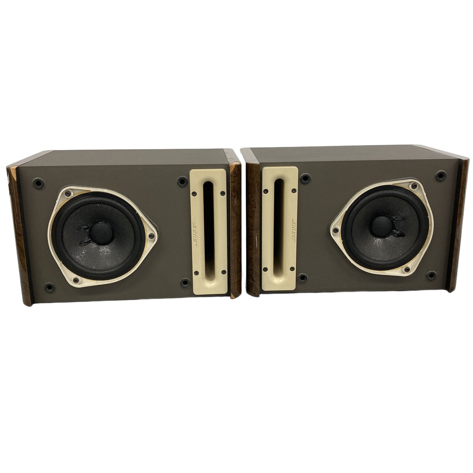 BOSE ボーズ 121 Westborough スピーカーシステム 横置きタイプ 60W 中古 T11106525