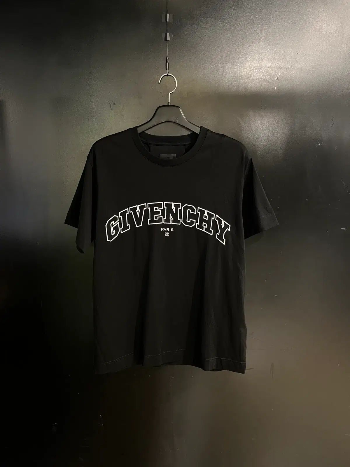 Givenchy ジバンシィ ロゴ 半袖Tシャツ